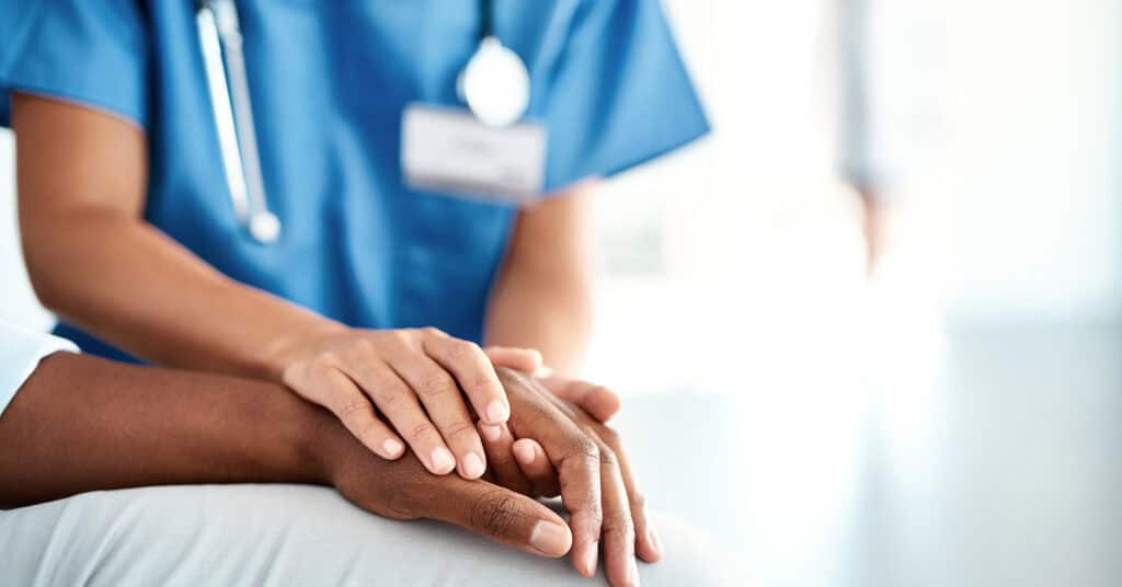 Prise en charge médicale, consultation d'urgence, soins infirmiers.