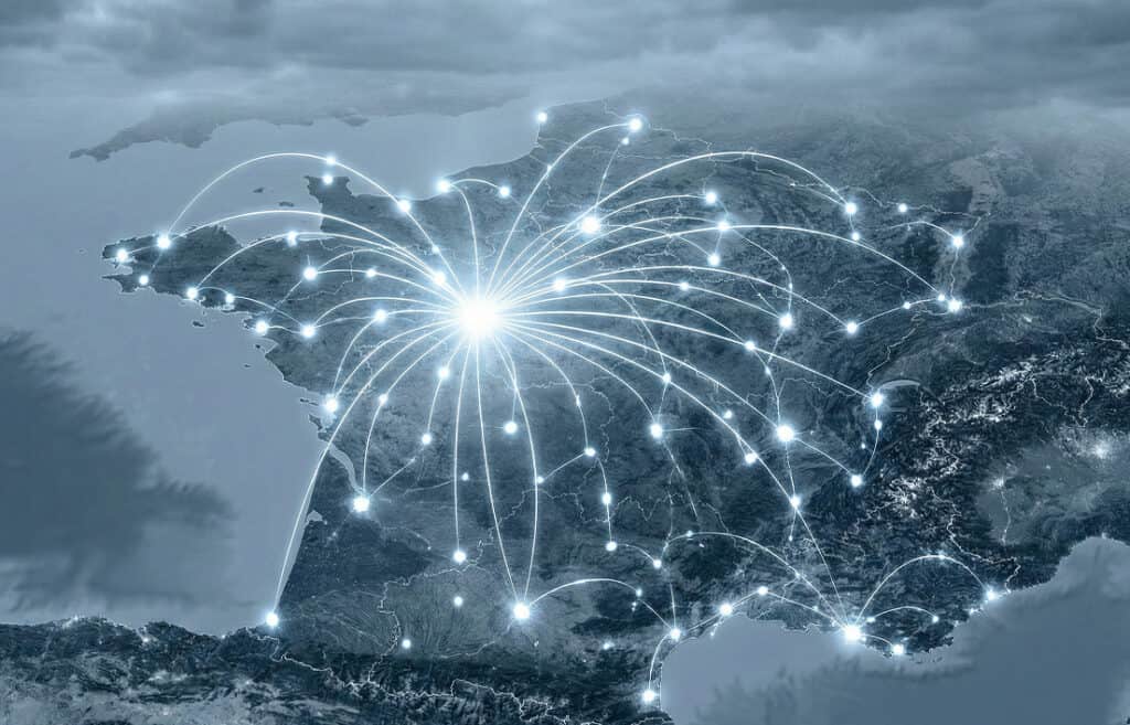 Réseau numérique de la France avec connexions interrégionales 3D.